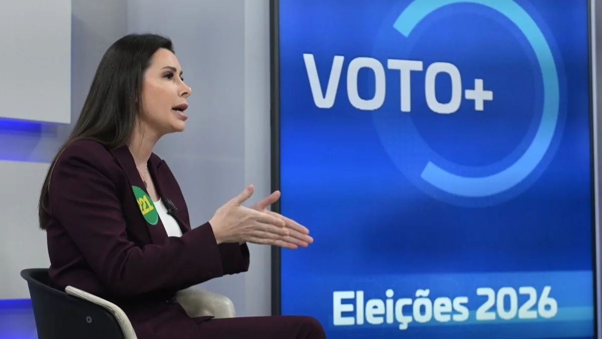 Carol de Toni está com fome de Senado, e tem muito o que ensinar a Carlos Bolsonaro