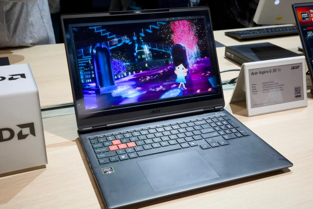 Acer’s New Aspire Laptop Is Like if the Nintendo 3DS Had a 4K Screen