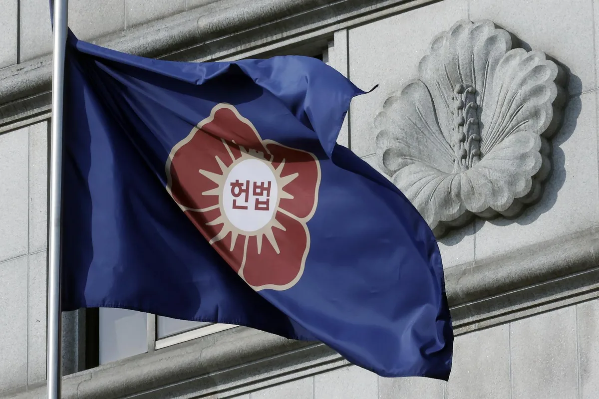 헌재 “노조 교섭 부당하게 거부하는 사업주 처벌은 합헌”