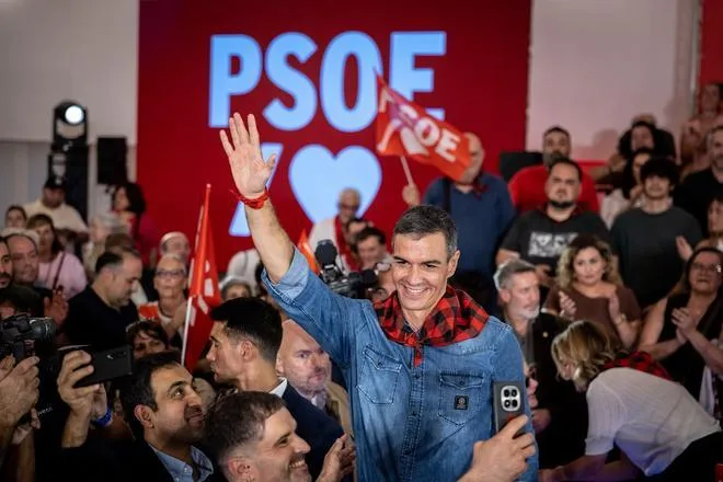 Pedro Sánchez llama a "la movilización social" para tener un Parlamento progresista que "llegue más lejos y antes a la emergencia de la vivienda"