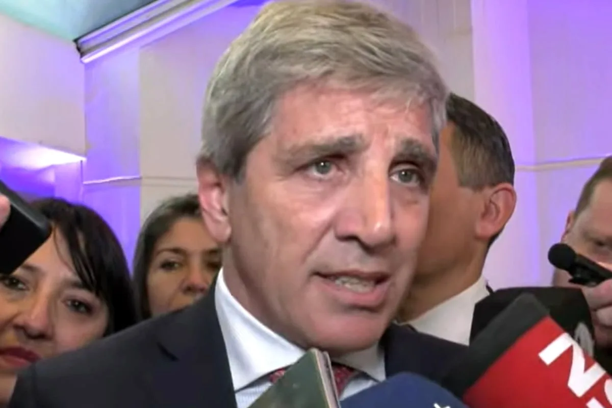 Luis Caputo respondió a las críticas de la UIA sobre las políticas económicas del Gobierno