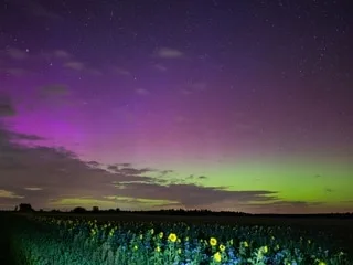 EN IMAGES. Des aurores boréales ont été observées la nuit dernière en France et dans les pays voisins