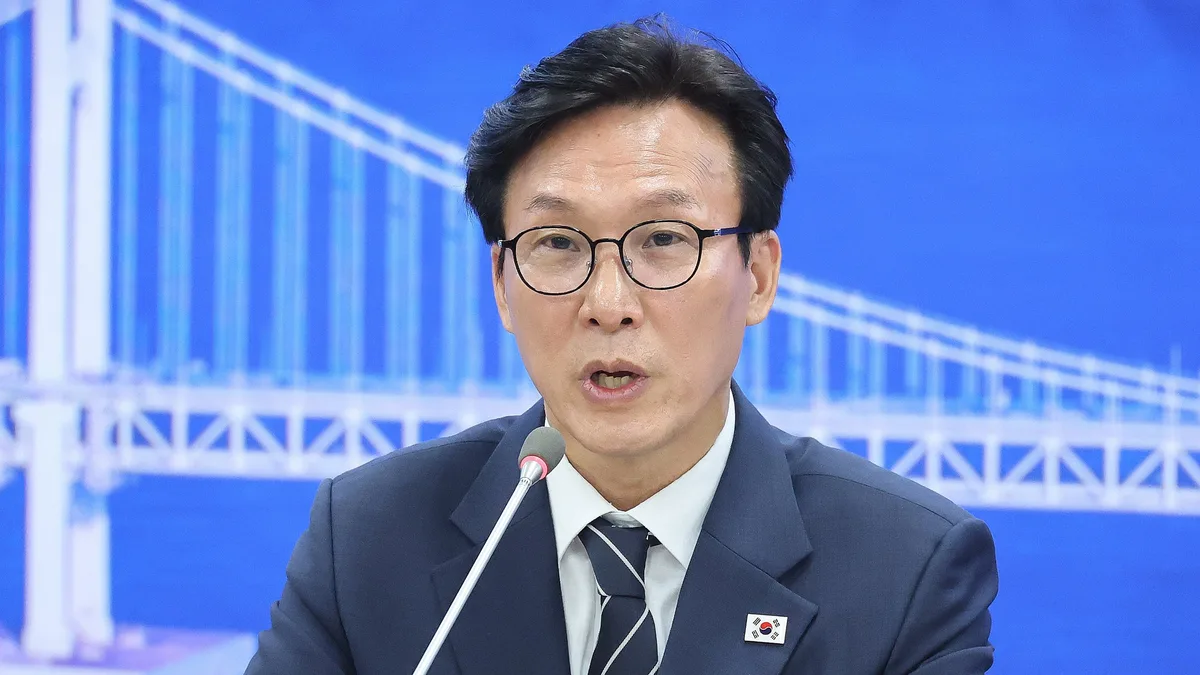 김민석 “조희대 사법농단, 잘라달라는 것이냐...당장 나가십시오”