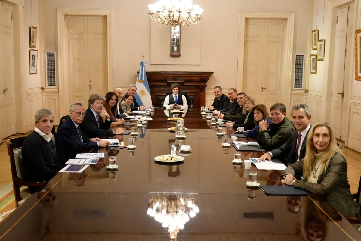 Milei reunió a su Gabinete: descartó una crisis de morosidad y ratificó el rumbo económico