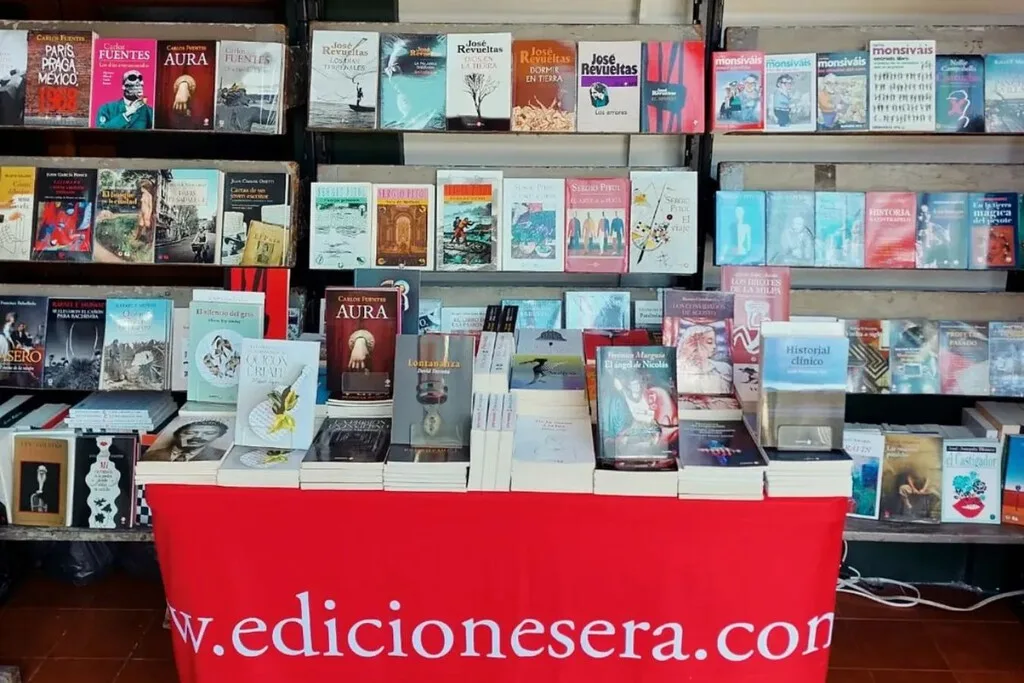 Publicaron libros por más de 60 años en México y ahora dirán adiós: "peleamos de mil maneras, pero los ingresos no llegaron"