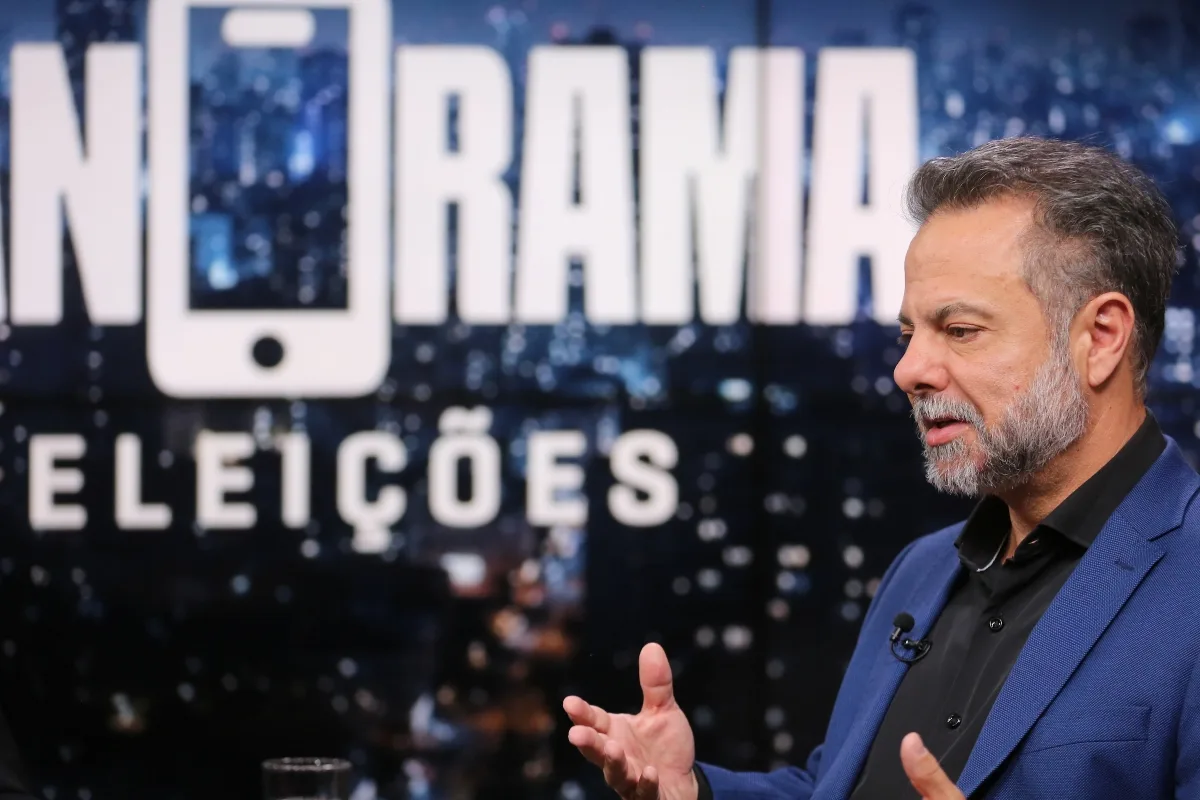 Candidato à Presidência quer “Meu Botox, Minha Vida” e “Supremo do Povo”