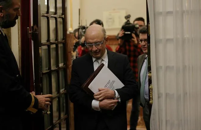 La Audiencia de Tarragona mantiene la investigación del caso Montoro en manos del juez Rus Vela