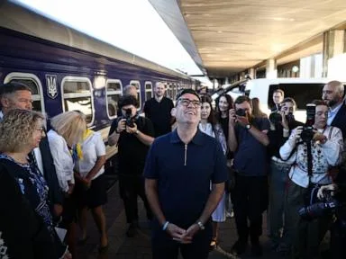 Burnham and European leaders arrive in Kyiv as Ukraine marks Independence Day