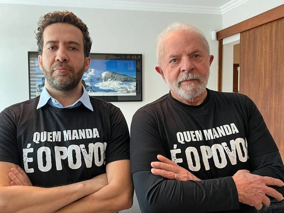 Janones mobiliza militância no Instagram após derrubada do Exército do Lula
