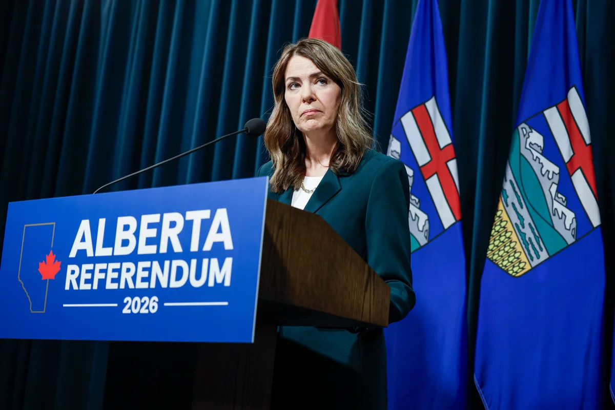 Danielle Smith denies watering down government messaging on independence question