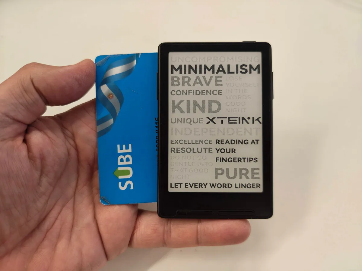 Probamos el Xteink X3, un mini lector de ebooks con una pantalla diminuta