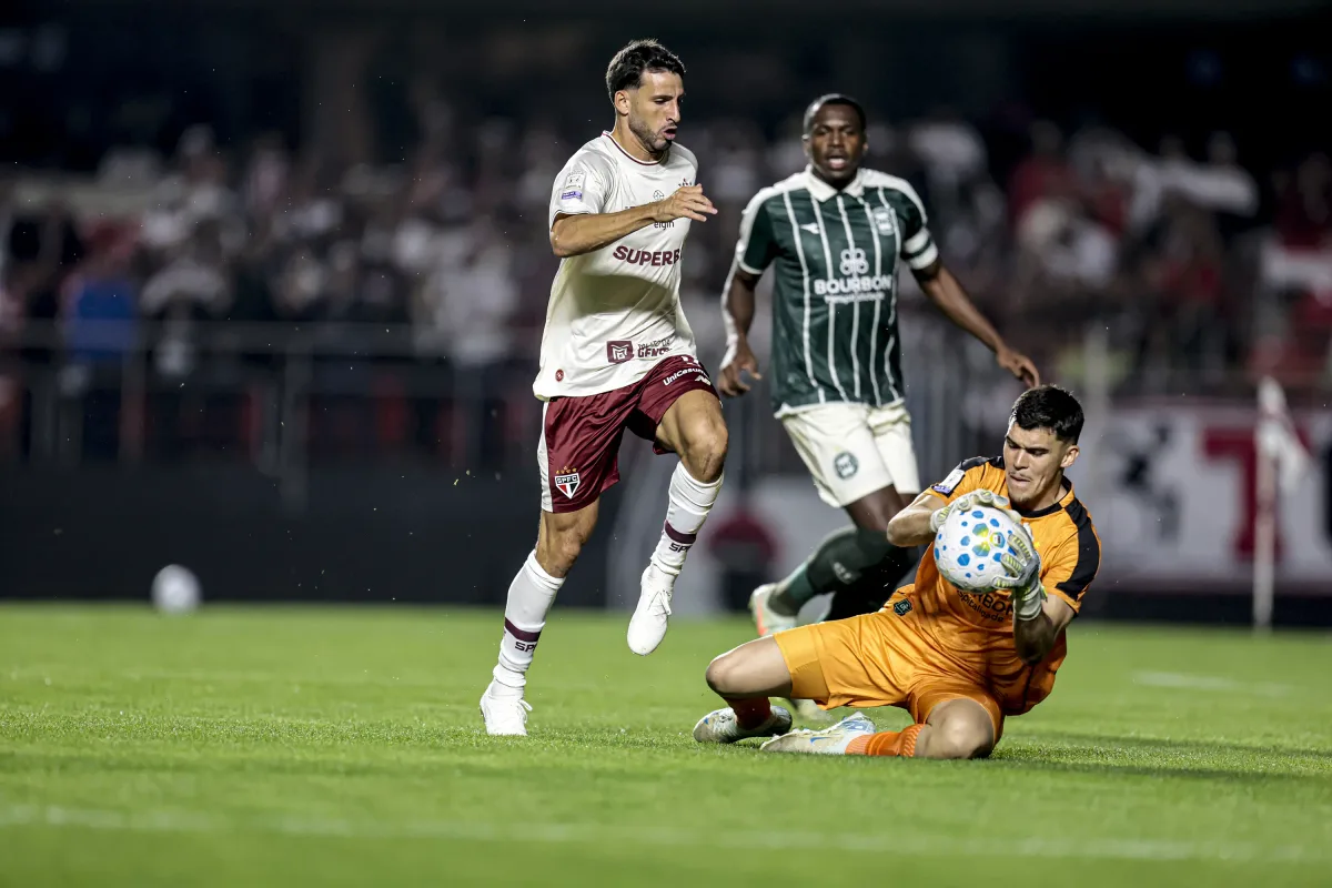CBF reconhece erro em pênalti não marcado para o São Paulo contra o Coritiba