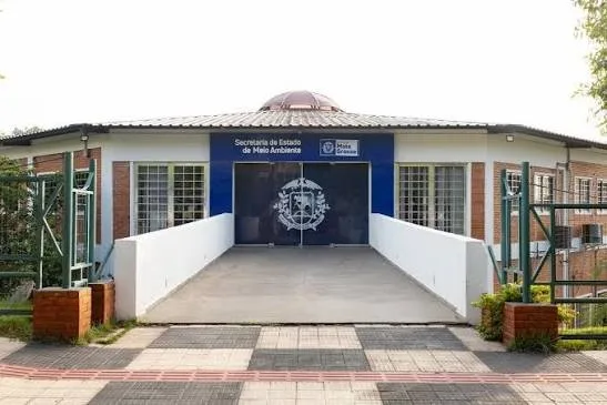 Sema-MT abre concurso com 24 áreas e salários de até R$ 10 mil; veja cargos