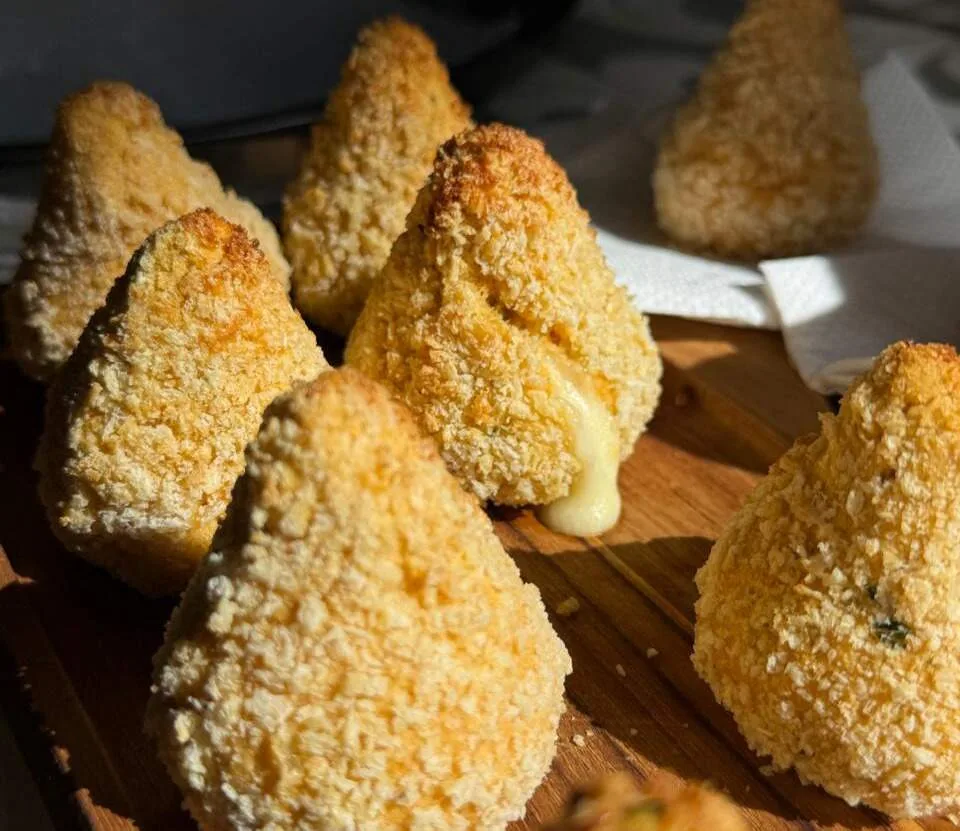 Dieta sem coxinha? Cida resolveu o problema com versão “maromba”