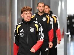 "Megatyp", Neulinge begeistert: DFB-Star würde für Jürgen Klopp "durchs Feuer gehen"