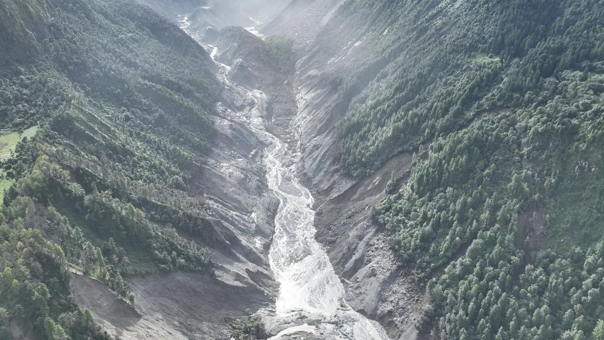 Sturzflut im Himalaya: Experte: Automatisiertes System könnte vor Sturzflut warnen