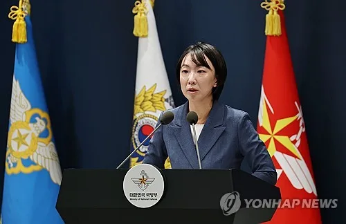 美 "전작권전환에 새로운 기준"…韓 "골대옮기면 영원히 불가능"(종합)