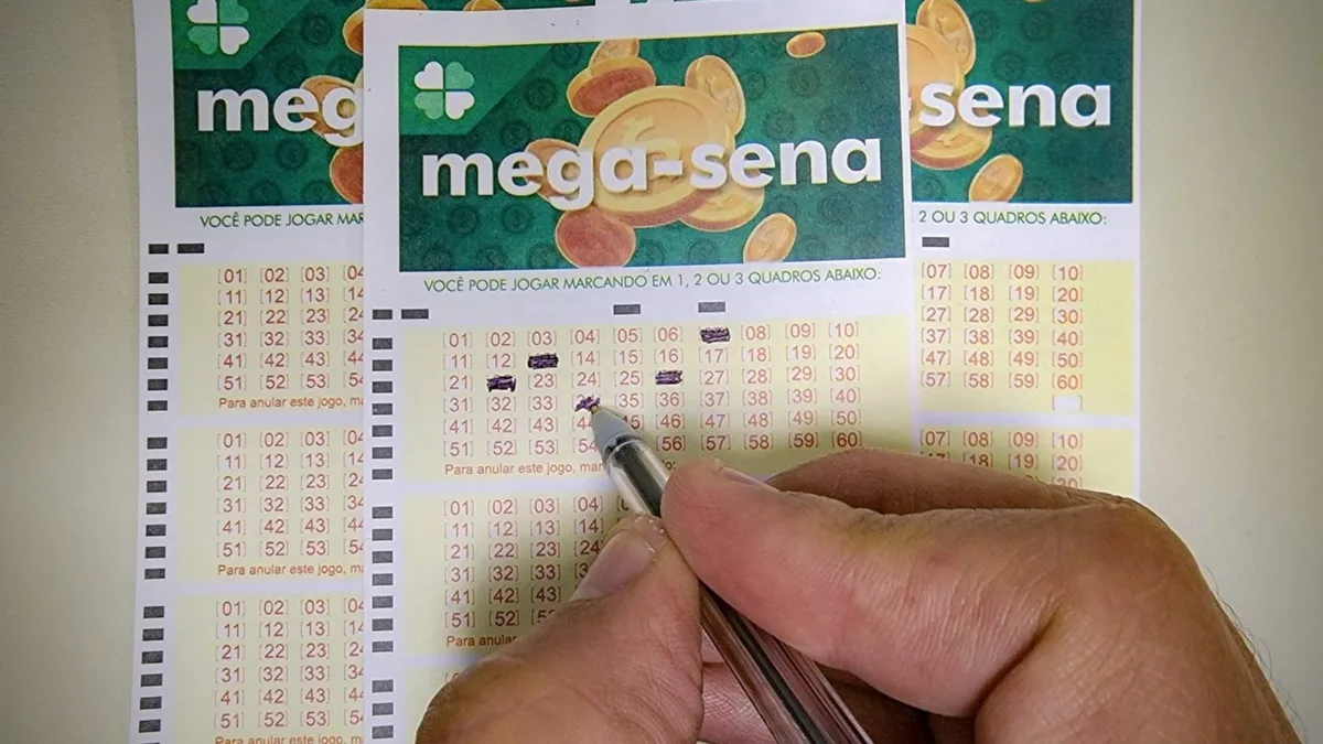 Mega-Sena acumula e pagará R$ 32 mi na 3ª feira; confira dezenas