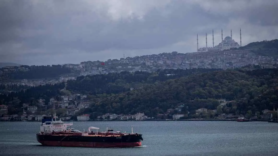 Russian ‘shadow fleet’ fakes locations to appear in two places at once