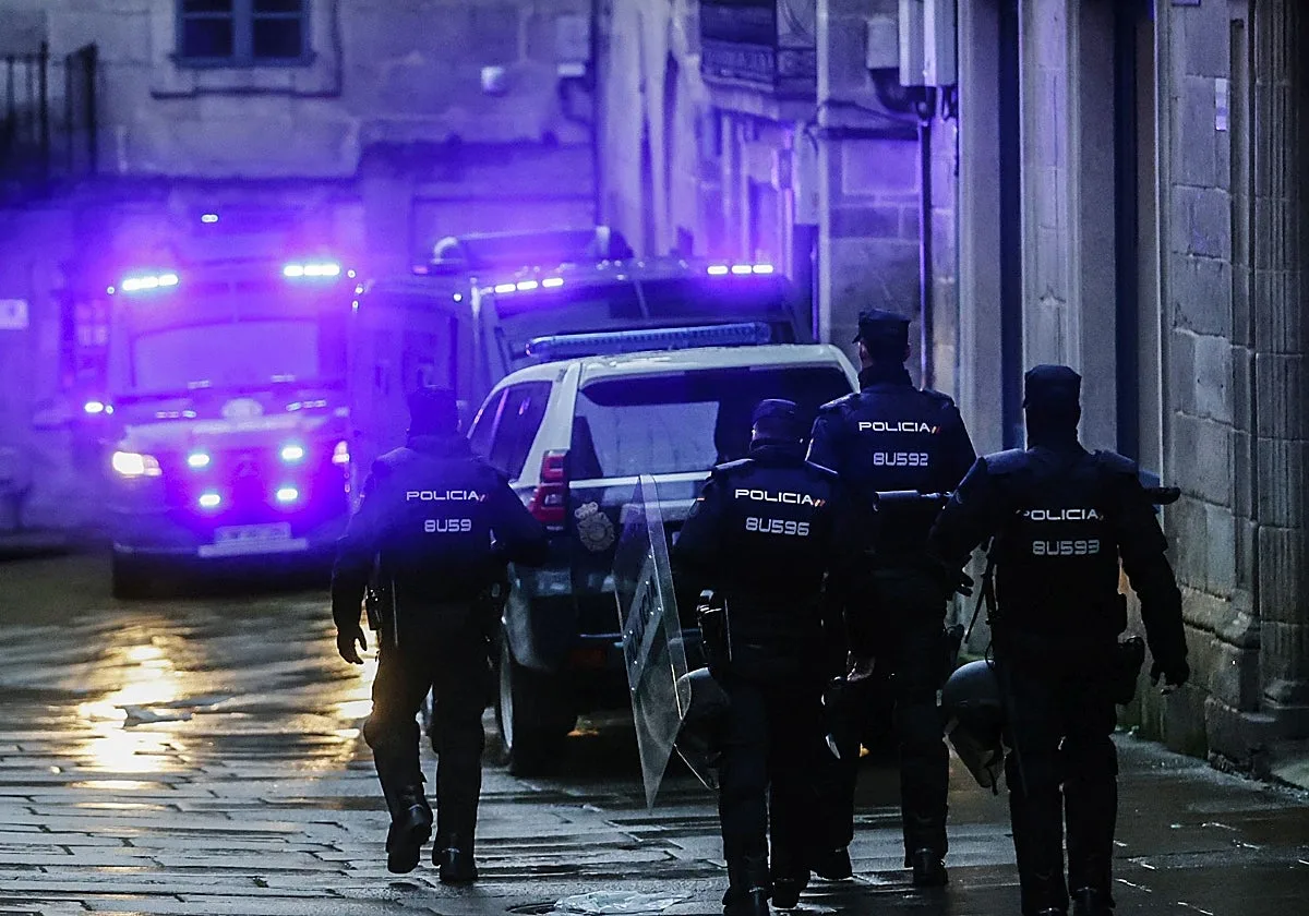 Identifican a 170 personas en una operación contra el consumo de drogas en el ocio nocturno compostelano