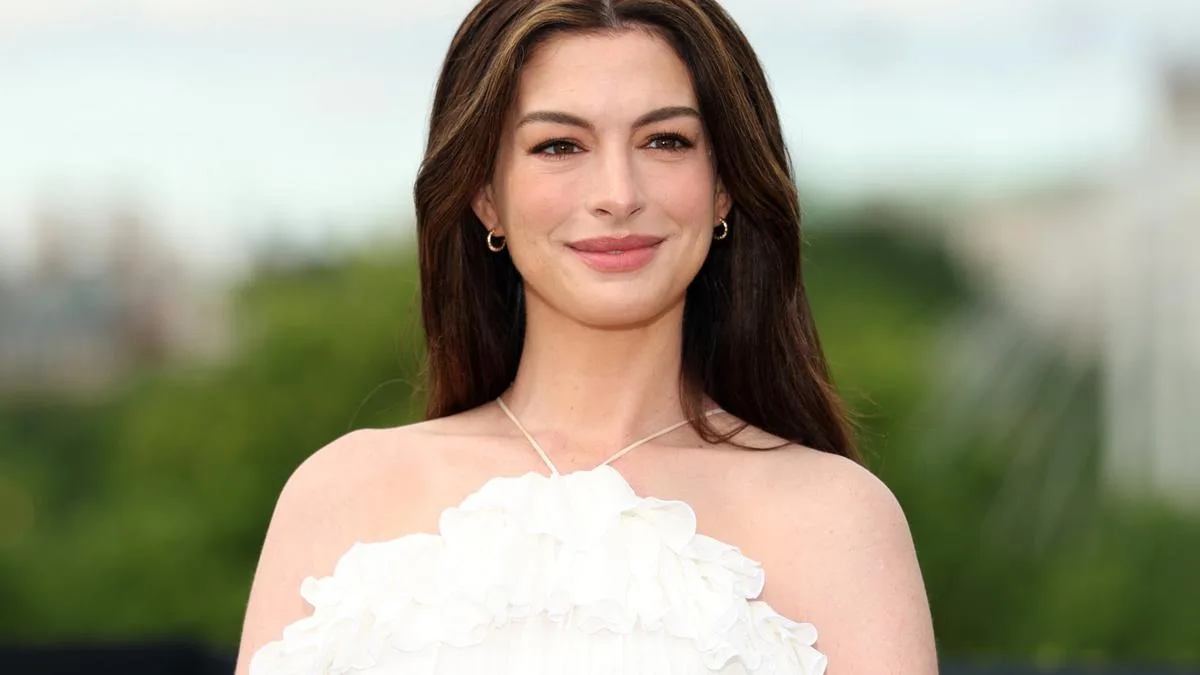 Anne Hathaway 'pushed really hard' to get Julie Andrews in The Princess Diaries 3