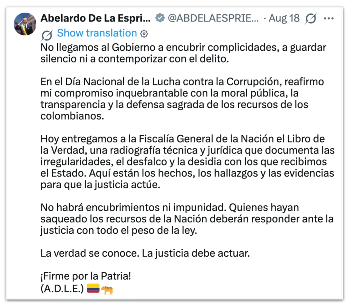 Espriella entrega “Livro da Verdade” com acusações contra Petro
