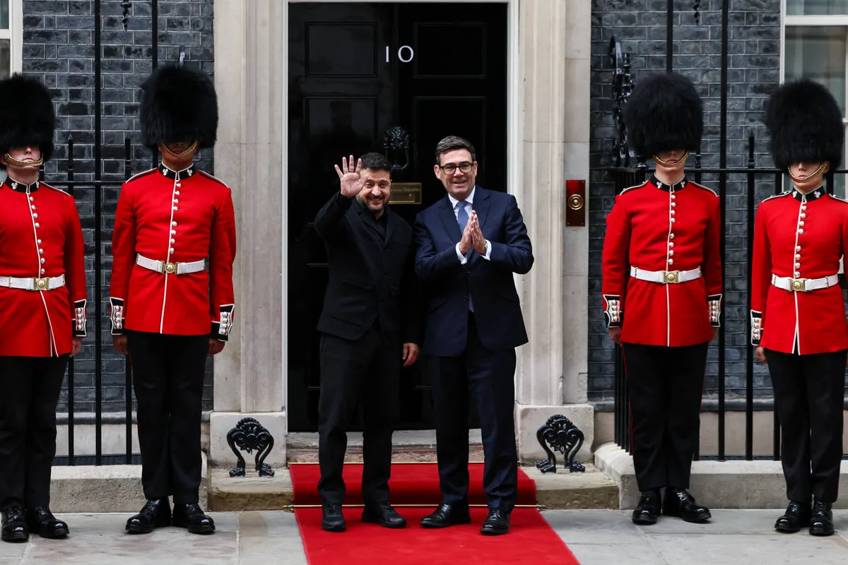Andy Burnham recibió a Volodimir Zelensky para profundizar el apoyo militar del Reino Unido a Ucrania