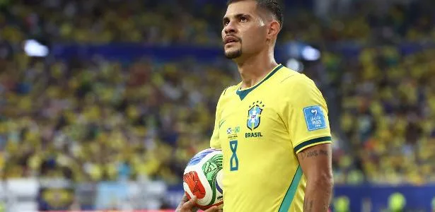 Seleção perde R$ 400 mi em valor e vira 7ª mais cara do mundo; veja top 10