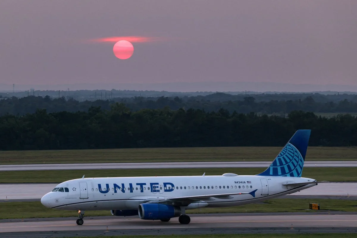 Passenger on Scotland to Chicago flight recounts how weather turned flight into 20-hour ordeal: ‘Bathrooms filled up’