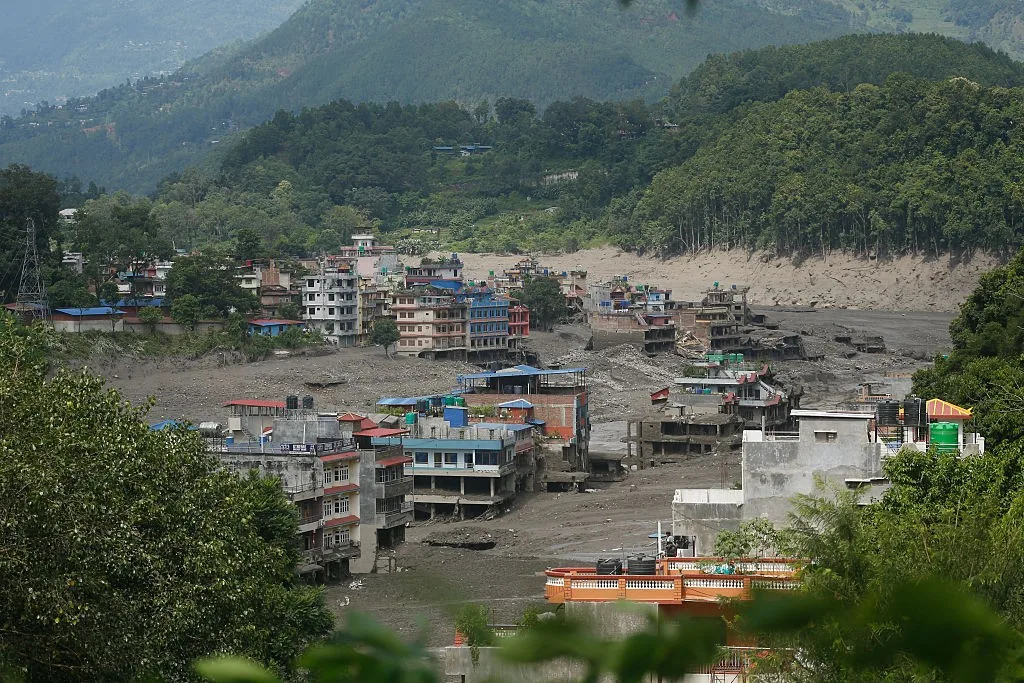 Ruptura de geleira pode ter sido responsável por tragédia no Nepal, segundo cientistas
