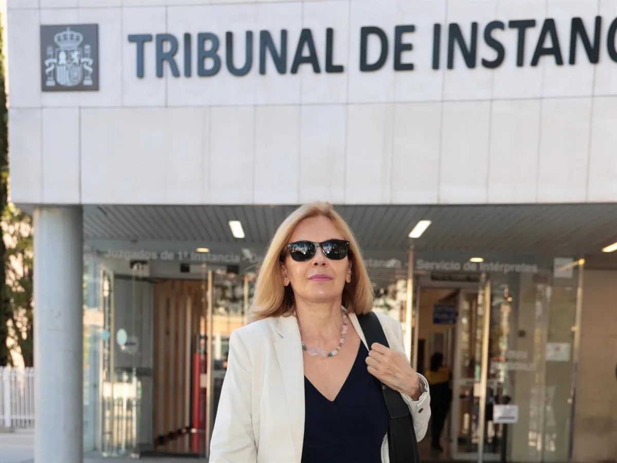 Mónica Medina manda un mensaje a Emilio Gutiérrez Caba tras llegar a un acuerdo judicial para abandonar su piso