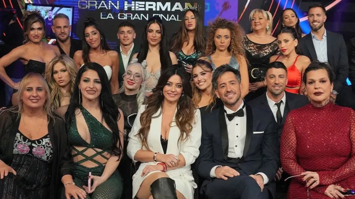 Un ex “Gran Hermano” se compró su primer departamento y generó revuelo en las redes por pedir canje de muebles