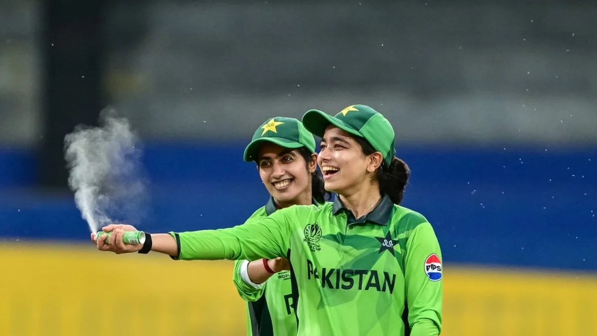 Pakistan Women's Team Plays Against Men's Team In Unusual Asia Cup Preparation