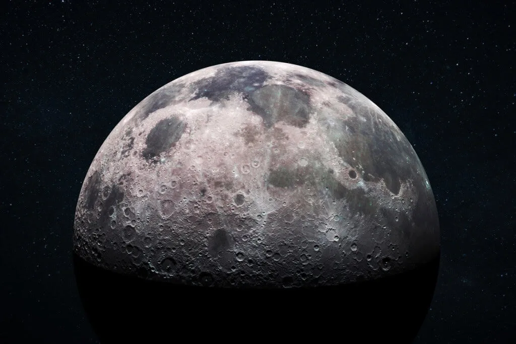 A Lua está se afastando da Terra — e um laser mede isso