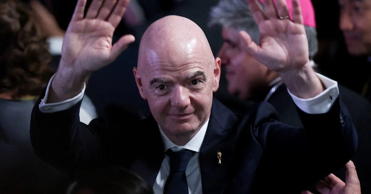 La FIFA despidió a un alto ejecutivo que criticó a Gianni Infantino