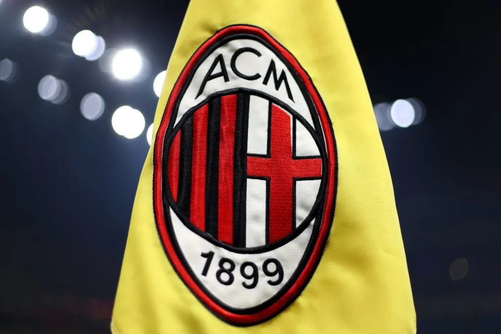 Milan tem lista de dispensa com Rafael Leão e mais 13; veja os nomes