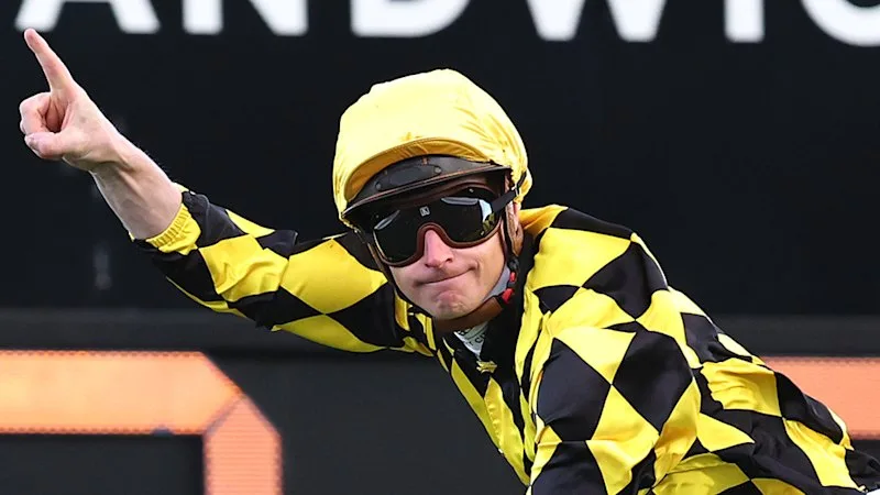 Autumn Glow show goes on as champion cruises past $12 million