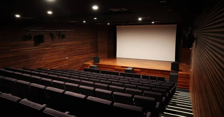 Menos público, mais receitas nos cinemas em setembro