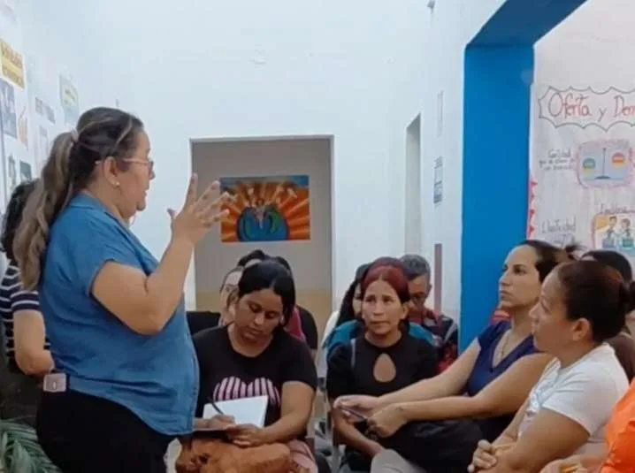 Brindan ayuda psicológica en centros de Caracas