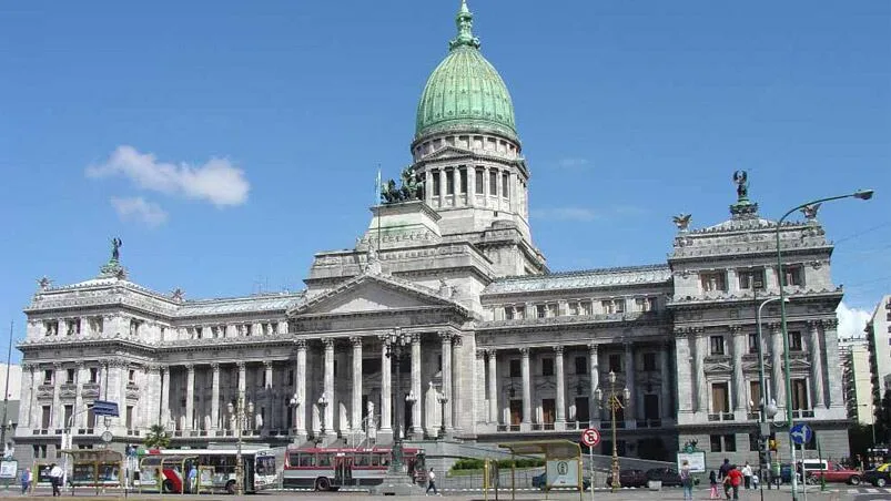 El oficialismo avanzó con cambios en la Oficina de Presupuesto del Congreso y abrió una disputa con la oposición