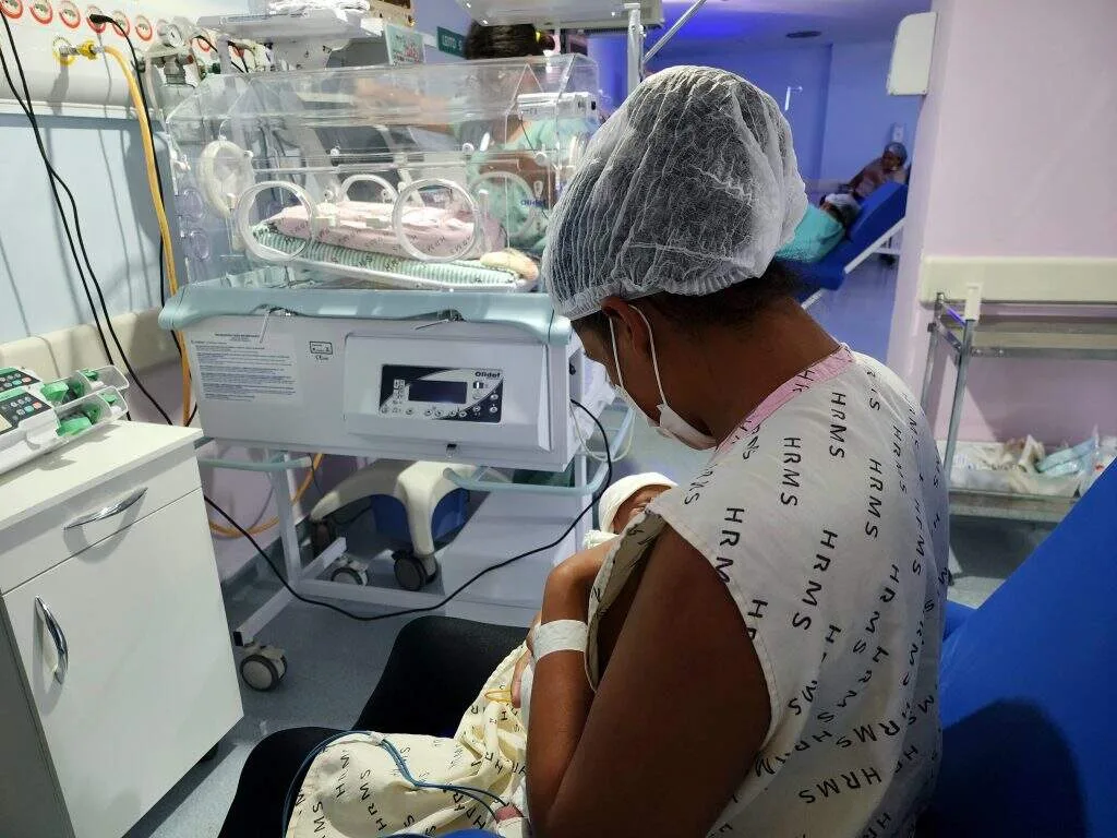 Hospital contrata telemedicina para bebês por R$ 3,8 milhões e adia reforma