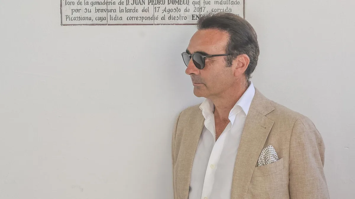 Enrique Ponce concede una inesperada entrevista: del disco que grabó con Julio Iglesias al silencio total sobre Ana Soria