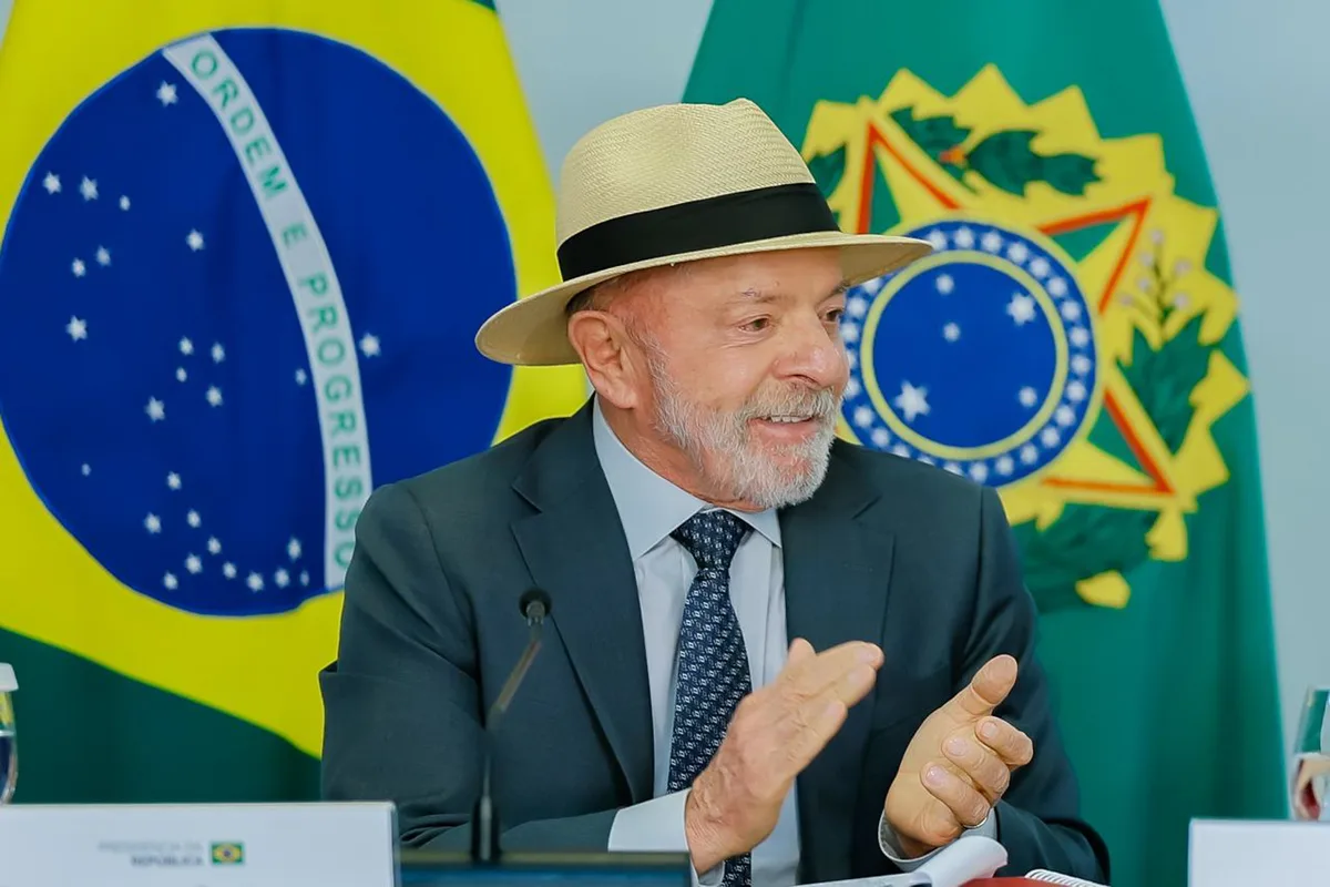 PT lança vaquinha para Lula; candidato acumula R$ 170 mil em doações