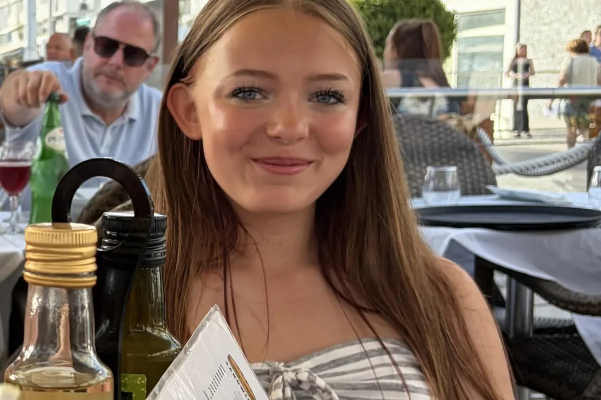 Teen girl has dissolvable heart implant fitted in UK first to chase rugby dream