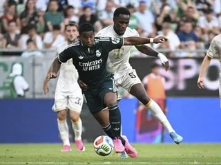 Real Madrid. « Celui qui s’intéresse à Endrick devra se battre avec moi » : José Mourinho refuse que le Brésilien parte