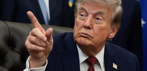 Trump diz que todas as minas instaladas pelo Irã em Hormuz foram detonadas