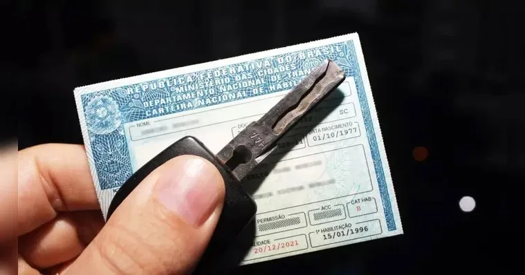 Como perder a CNH: regras, limites de pontos e penalidades no Brasil