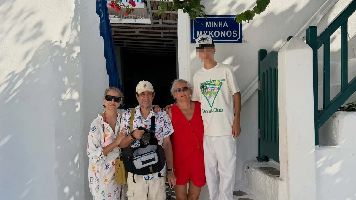 Alba Carrillo vuelve al trabajo y ficha por La Séptima tras un verano recorriendo el Mediterráneo con su hijo Lucas