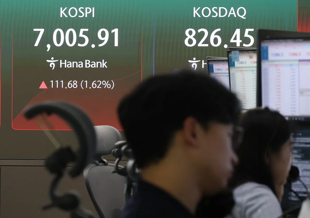 美 반도체 훈풍에…코스피, 7거래일 만에 7000선 ‘터치’