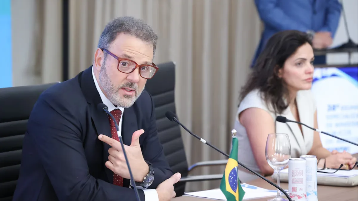PGR concorda com Moraes e pede queda de sigilo de processo sobre pagamentos de Vorcaro a entidades